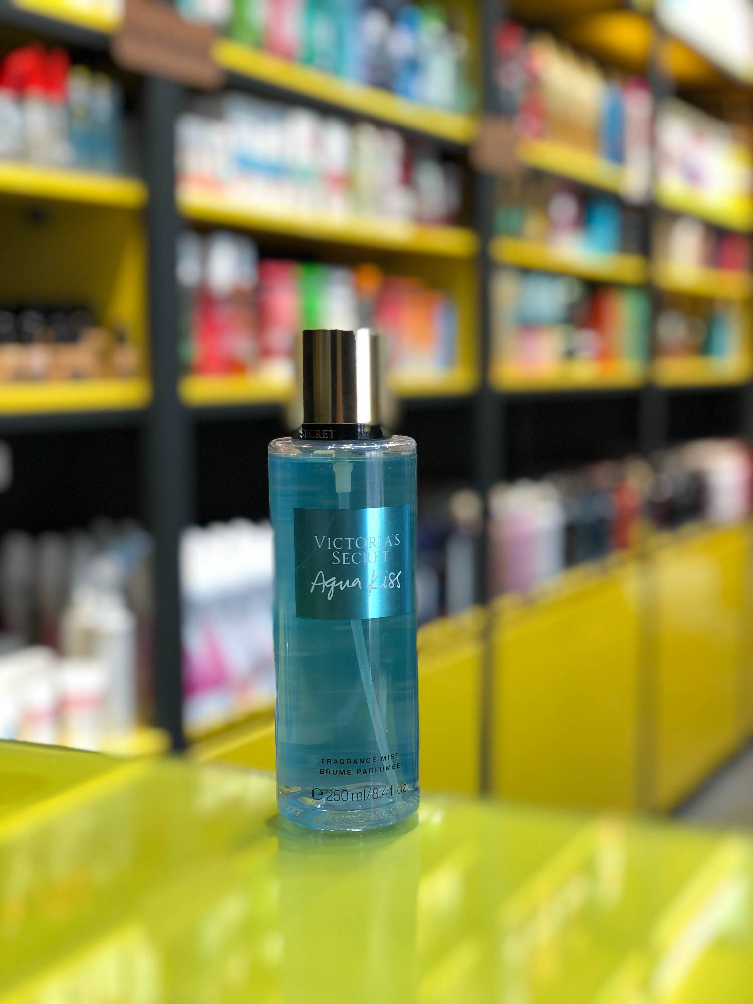 بادی اسپلش ویکتوریا سکرت مدل Aqua Kiss حجم 250 میلی لیتر بادی اسپلش ویکتوریا سکرت مدل Aqua Kiss حجم 250 میلی لیتر